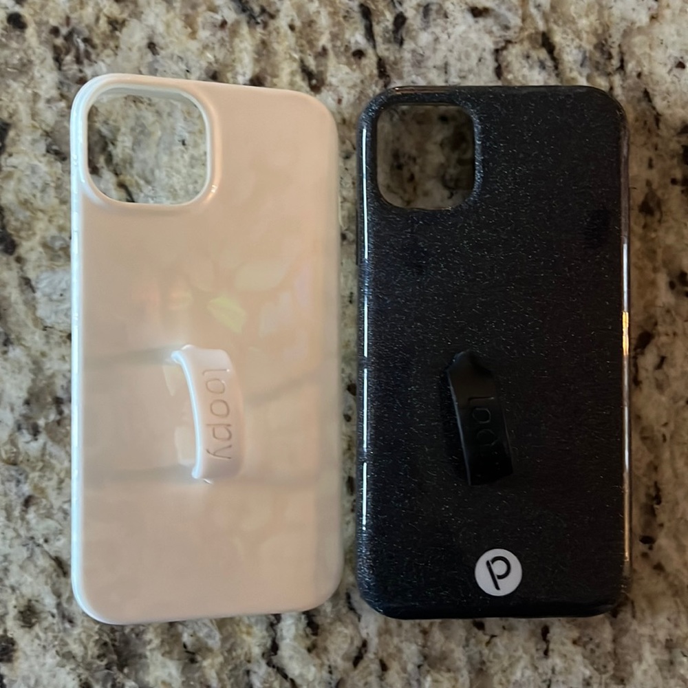 Set of 2 loopy cases, iPhone 11